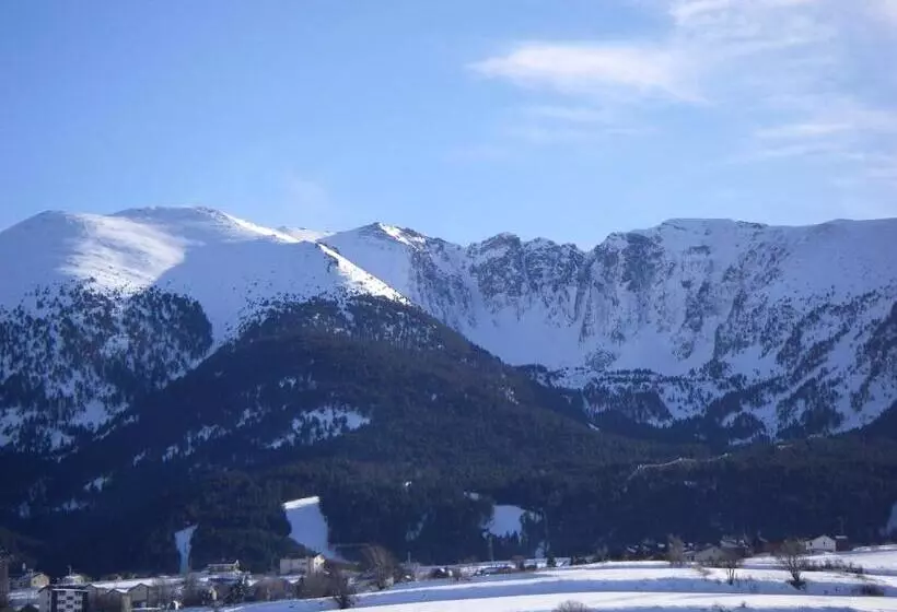 Majatalo La Maison Bleue