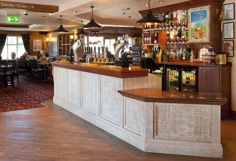 مسافرخانه Starling Cloud