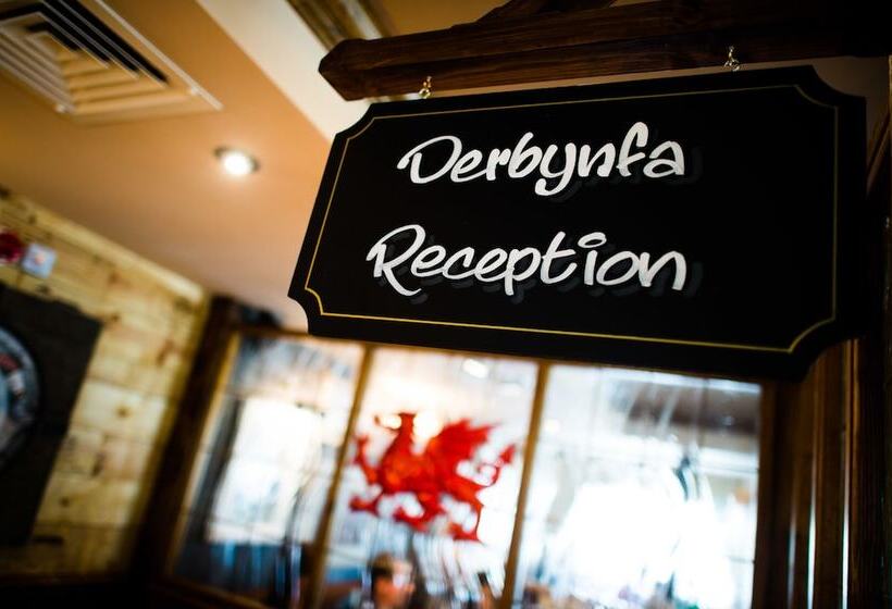 مسافرخانه Starling Cloud