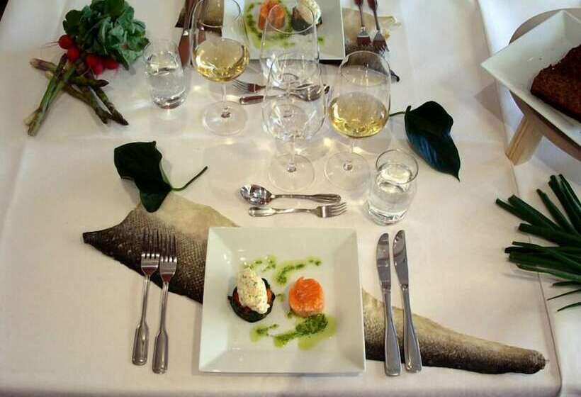 Otel Blaxsta Vingård