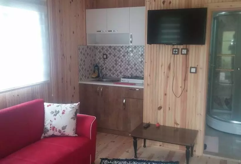 ホテル Pilav Dagi Yavuzyilmaz Tesisleri