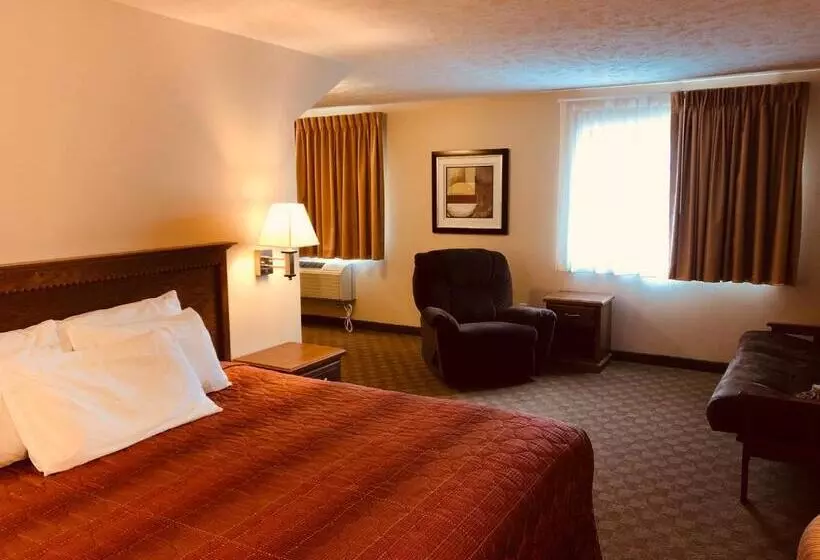 Hotelli Shenandoah Inn & Suites
