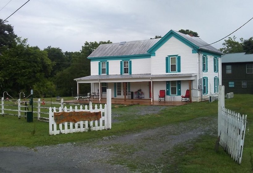 Memory Lane Bed And Breakfast