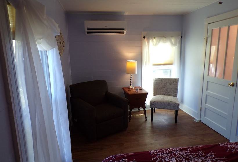 Memory Lane Bed And Breakfast