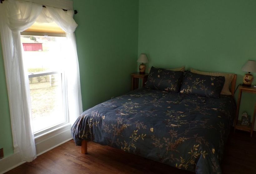 Memory Lane Bed And Breakfast