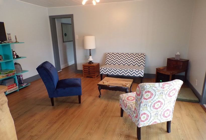 Memory Lane Bed And Breakfast