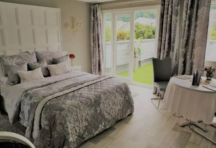 Morans Bed And Breakfast @ Lower Lodge