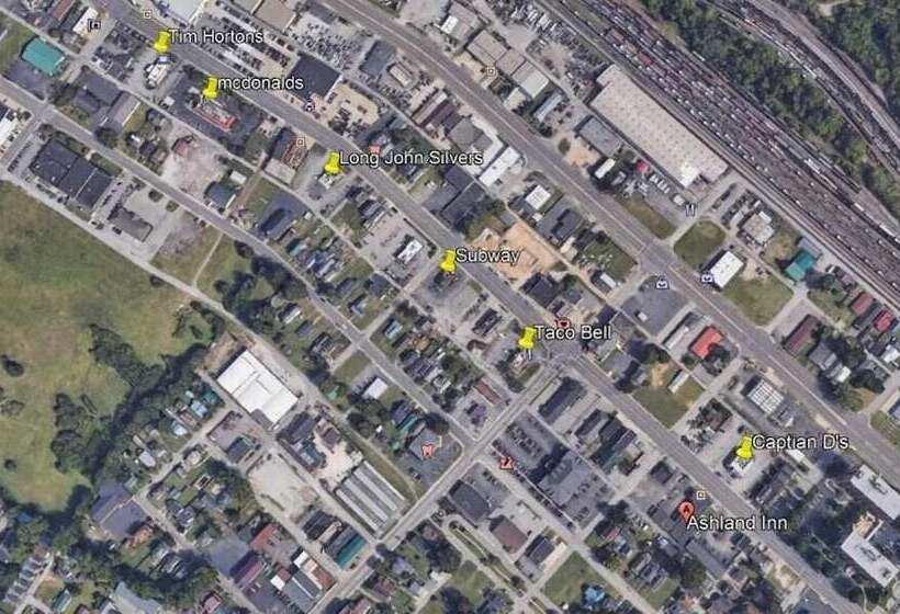 فندق على الطريق Ashland Inn