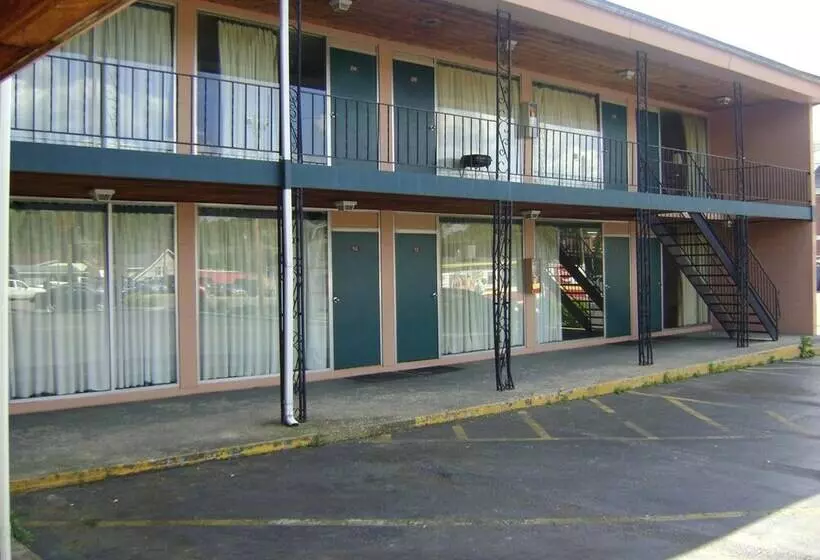 モーテル Ashland Inn