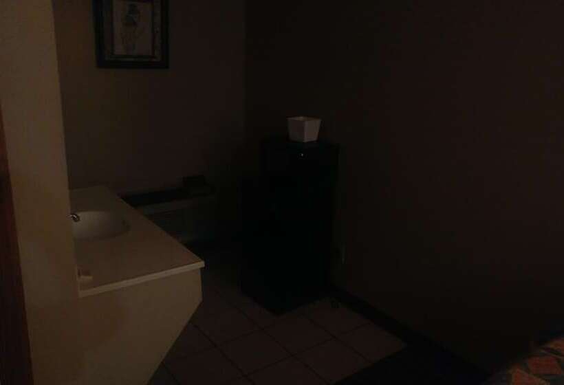 فندق على الطريق Ashland Inn