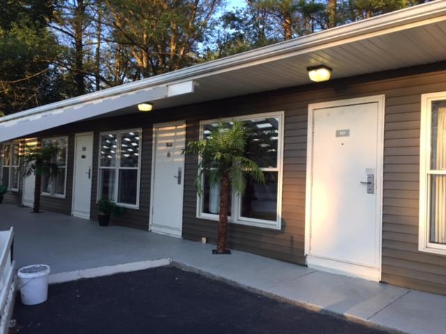 מוטל Hamilton Inn Sturbridge