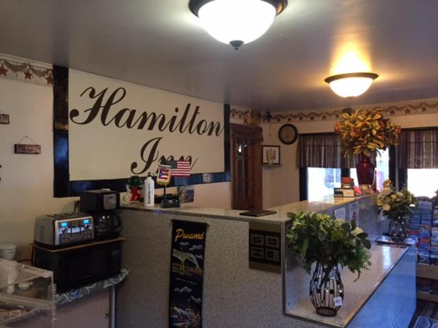 מוטל Hamilton Inn Sturbridge