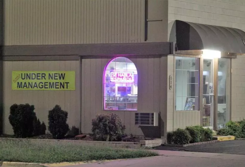 モーテル Hutchinson Inn