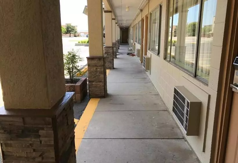 モーテル Hutchinson Inn