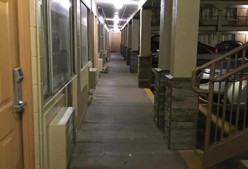 モーテル Hutchinson Inn