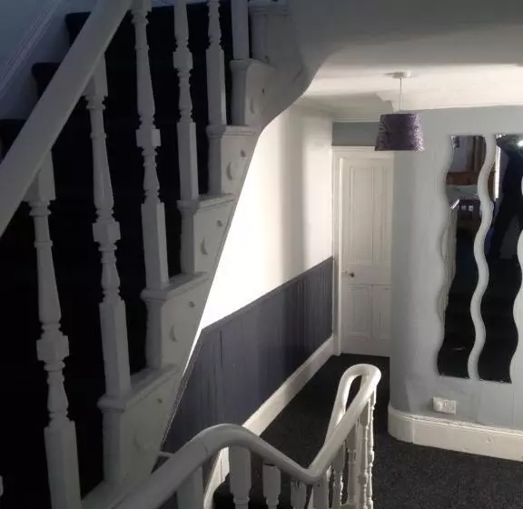 پانسیون Eurovilla