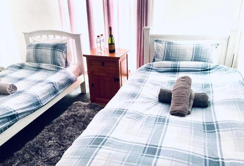 پانسیون Eurovilla