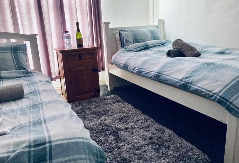 پانسیون Eurovilla