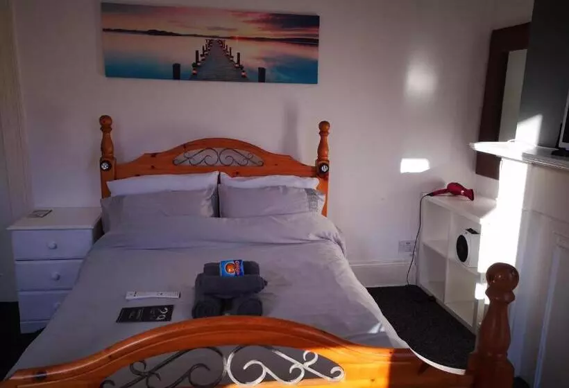 پانسیون Eurovilla