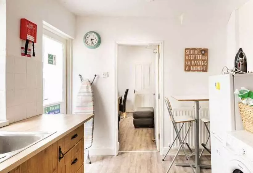 پانسیون Eurovilla