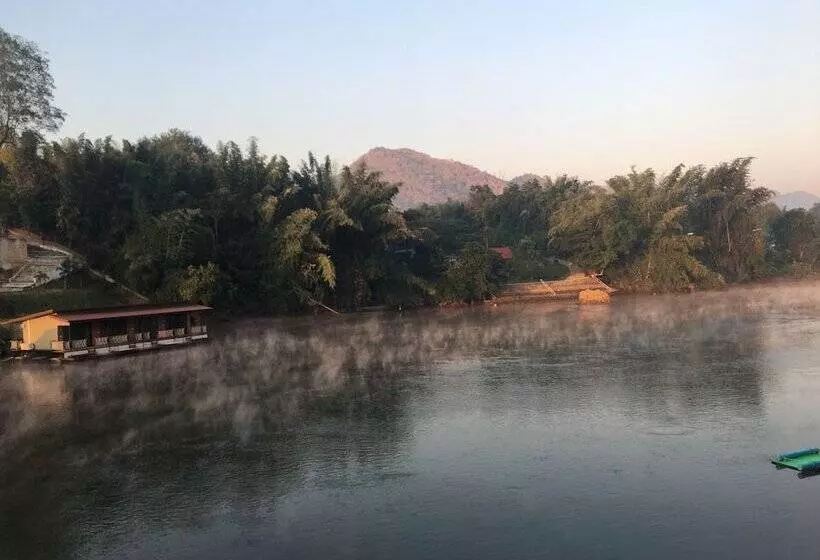 Riverside Hill Resort & Restaurant