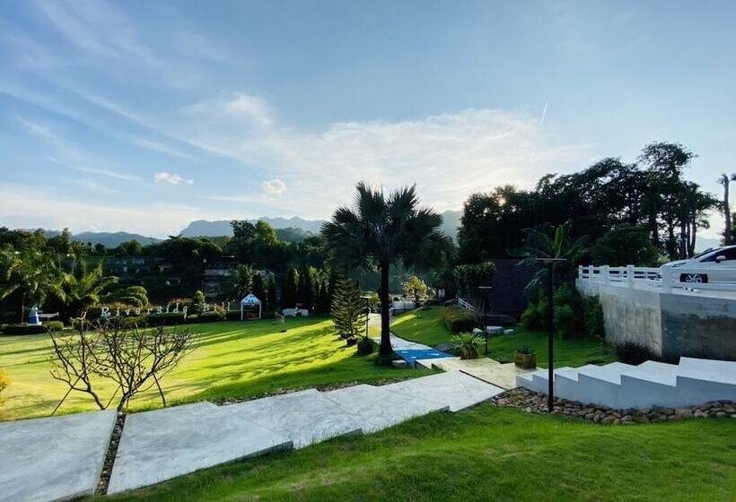 Riverside Hill Resort & Restaurant