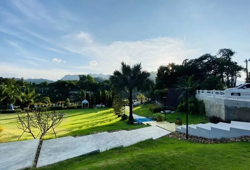 Riverside Hill Resort & Restaurant