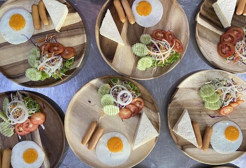 Riverside Hill Resort & Restaurant