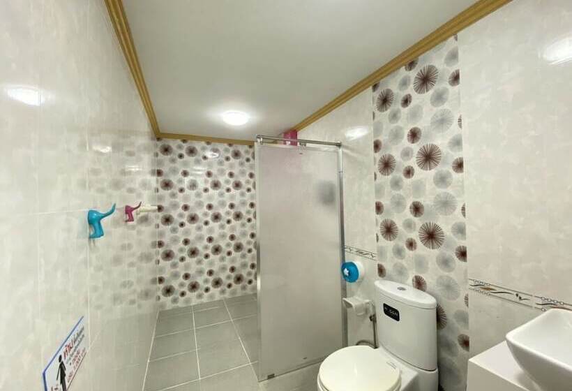 Riverside Hill Resort & Restaurant