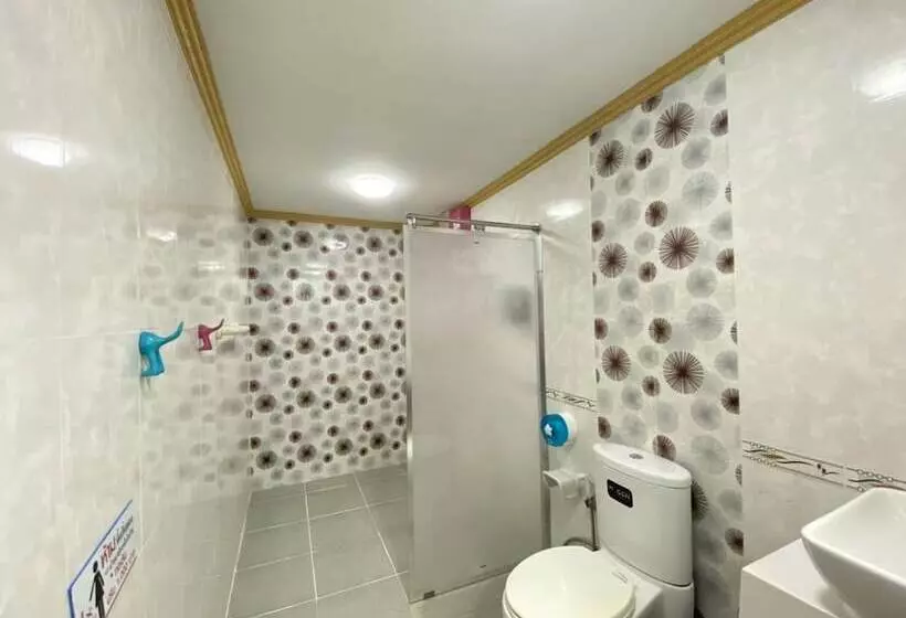 Riverside Hill Resort & Restaurant