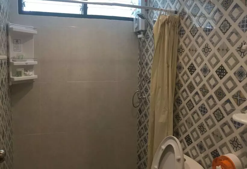 Riverside Hill Resort & Restaurant