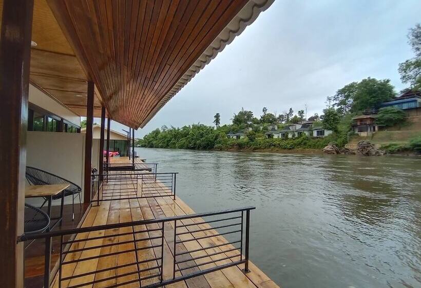 Riverside Hill Resort & Restaurant