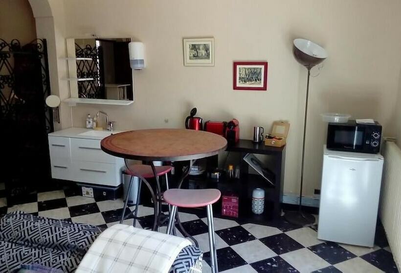 تختخواب و صبحانه Chambre D Hôtes Saint Rémoise