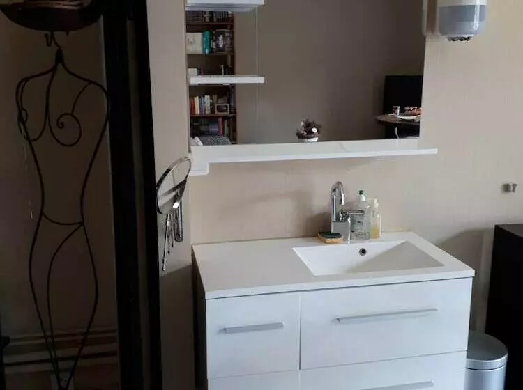 ベッドアンドブレックファースト Chambre D Hôtes Saint Rémoise