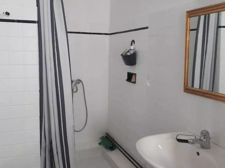 ベッドアンドブレックファースト Chambre D Hôtes Saint Rémoise