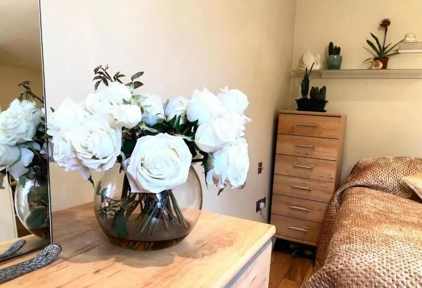 ベッドアンドブレックファースト Georgiana S Guesthouse
