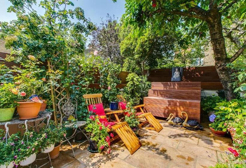 住宿加早餐  Georgiana S Guesthouse