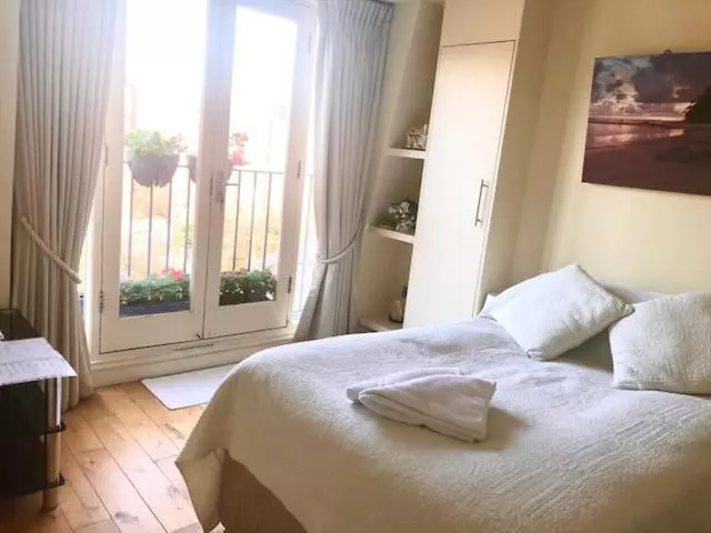 ベッドアンドブレックファースト Georgiana S Guesthouse