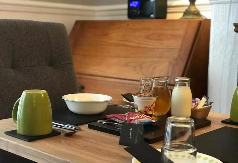 Aamiaismajoitus (B&B) Greystoke House