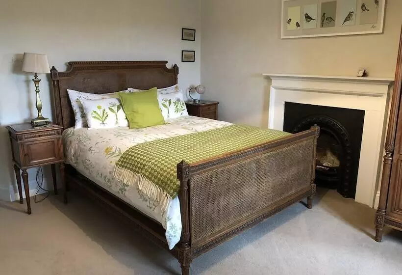 Dale House B&b