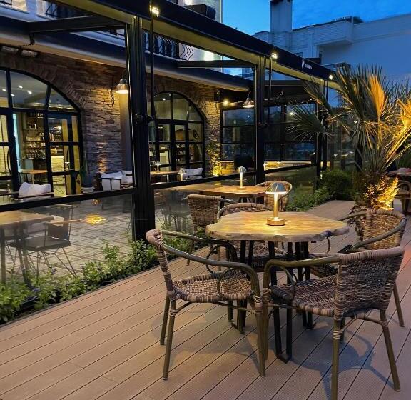 בית מלון כפרי 8 Rooms