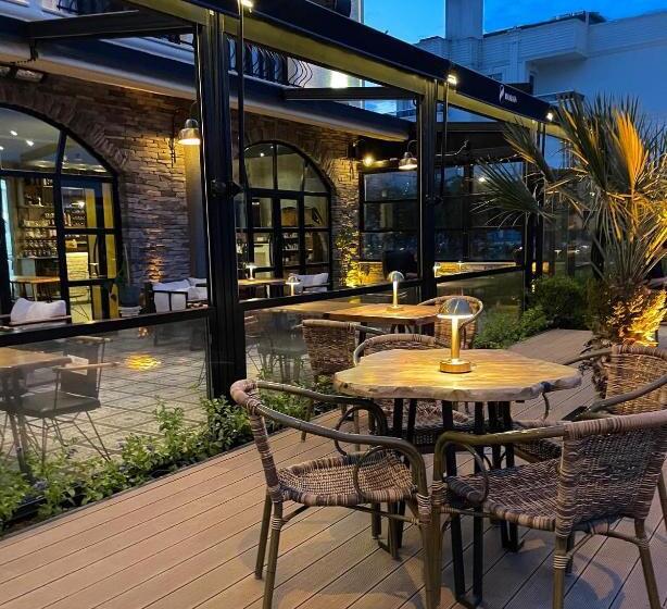 בית מלון כפרי 8 Rooms