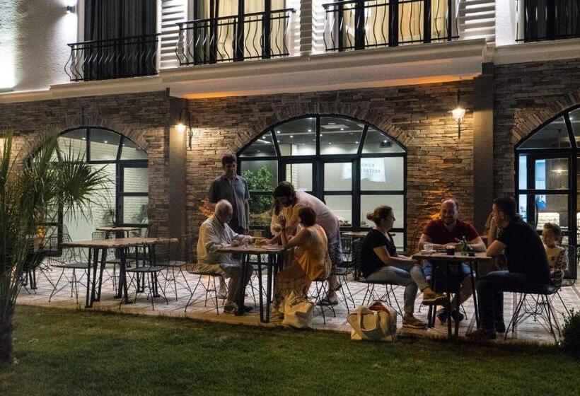 בית מלון כפרי 8 Rooms