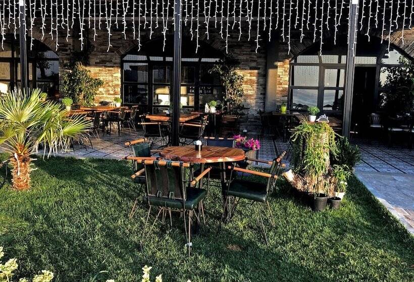 בית מלון כפרי 8 Rooms