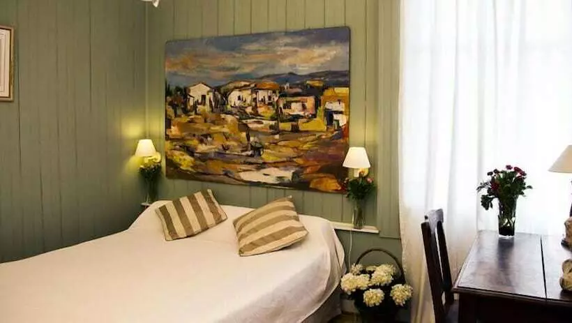 Hotelli Hôtel Des Pins