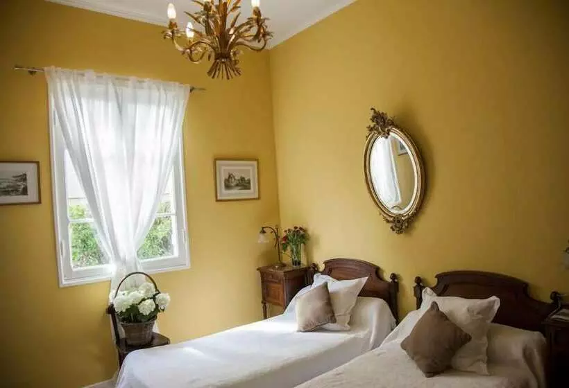 Hotelli Hôtel Des Pins