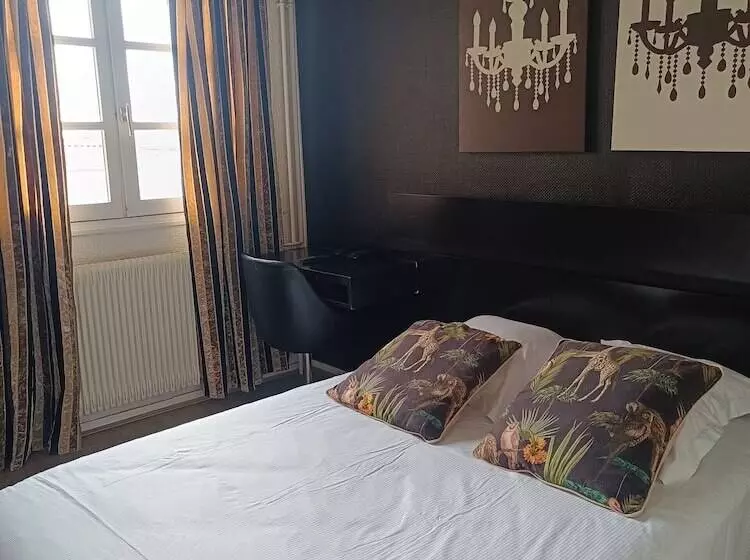 ホテル La Route Des Vins