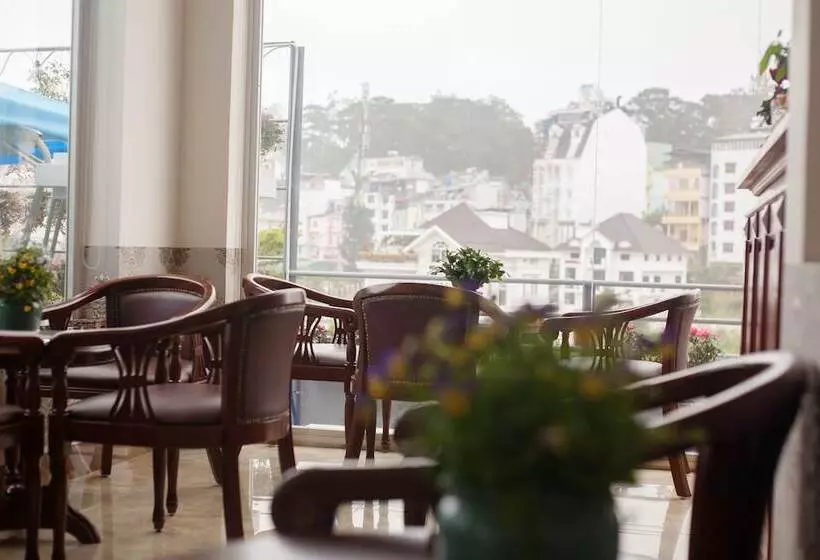 هتل Lien Hương 2