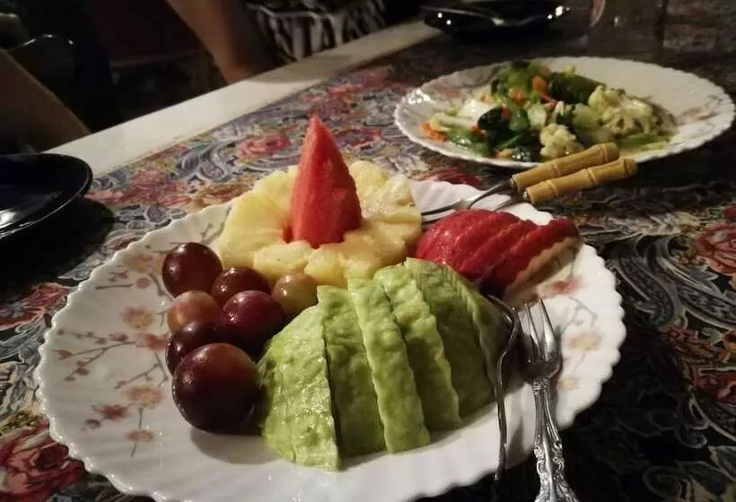 Hotelli Middle Path Retreat