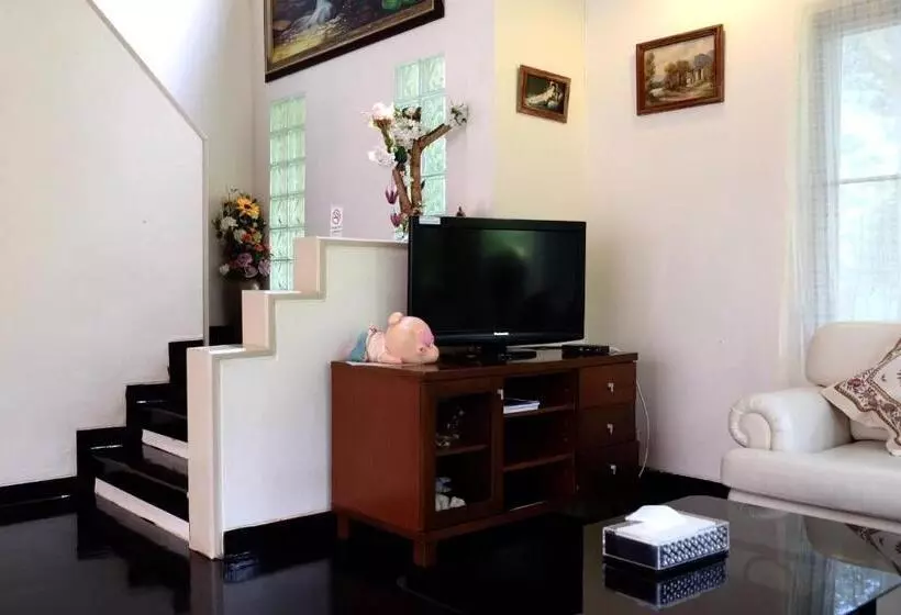 ホテル Moosiyard Hometel Khaoyai